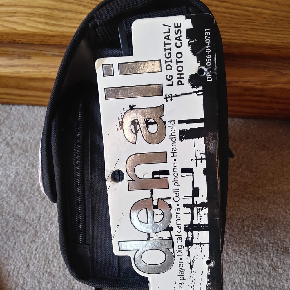 DENALI Padded Bag for MP3-Digital camera-Cell phone - Picture 5 of 9
